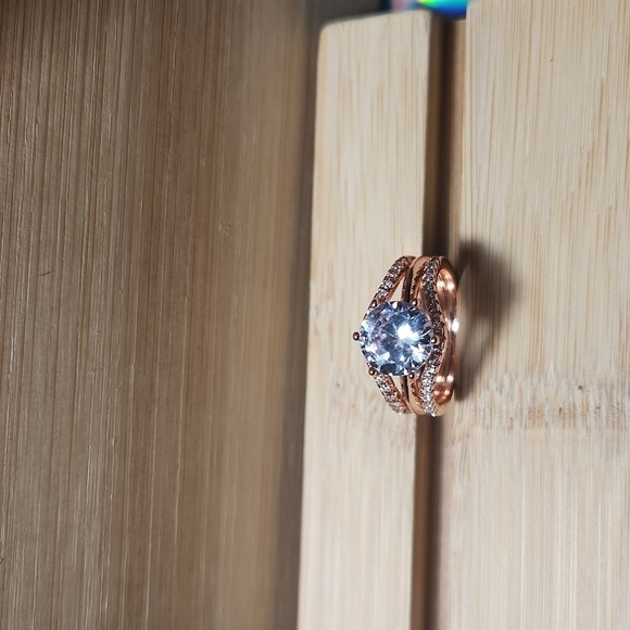 Rose Gold Cubic Zirconia Engagement Ring Size 6.5 - Picture 1 of 8